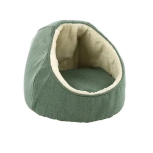 sleeping-place-lana-green